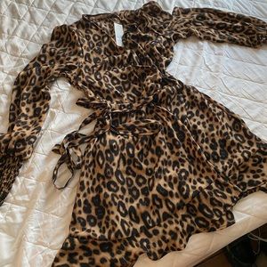 NWT Francesca’s Wrap Dress